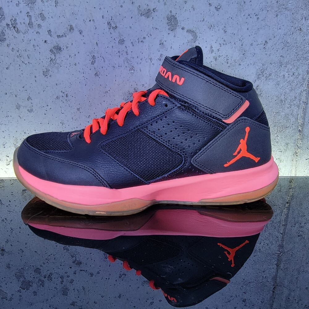 Jordan BCT Mid 2 Basketball Shoes 2013 woman's 7.5 US Black Infrared